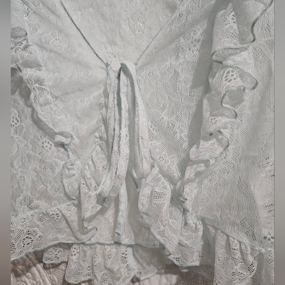 Urban Outfitters Lace Top - Picture 3 of 4